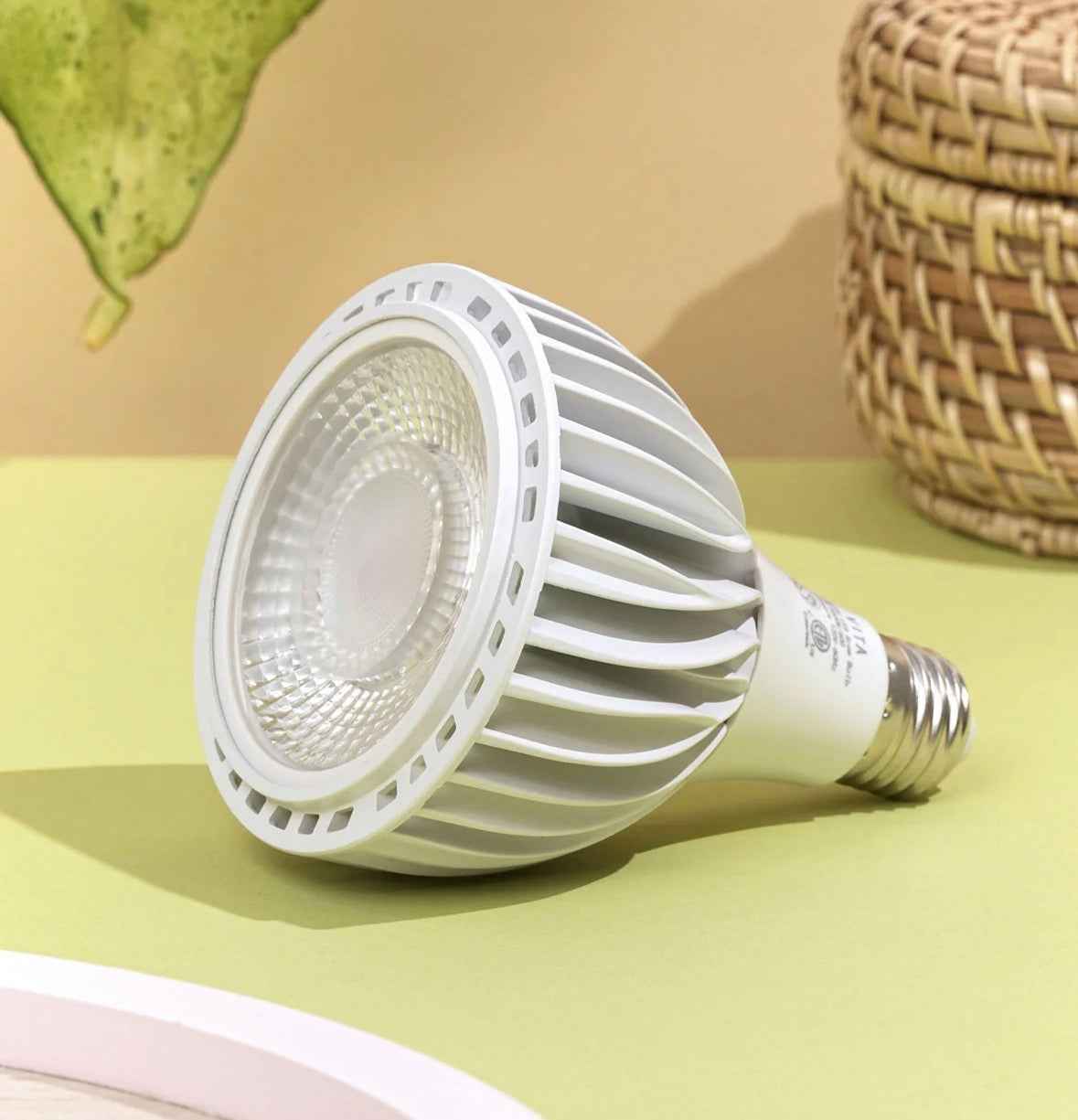 Soltech Vita™ Grow Light – dimmbare LED-PAR30-Pflanzenlampe
